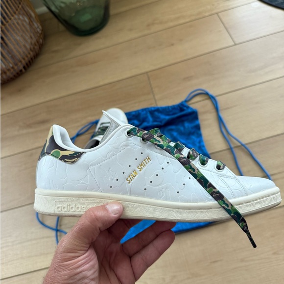 Adidas White Sneakers with Camouflage Accents - Picture 13 of 16